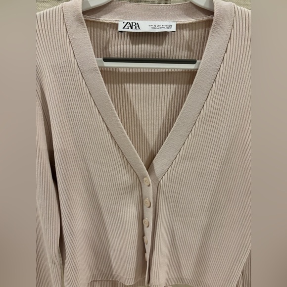 Zara Ribbed Cardigan - Picture 2 of 4